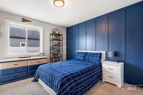 Bedroom - 744 Midnight Sun Loop, Twin Falls, ID 83301 photo 3 of 9