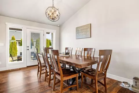 Dining - 744 Midnight Sun Loop, Twin Falls, ID 83301 photo 2 of 2