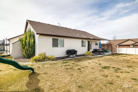 Exterior - 744 Midnight Sun Loop, Twin Falls, ID 83301 photo 5 of 7