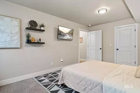 Bedroom - 744 Midnight Sun Loop, Twin Falls, ID 83301 photo 7 of 9