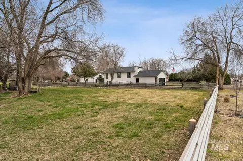 Exterior - 710 Keogh Ln, Caldwell, ID 83607 photo 8 of 15