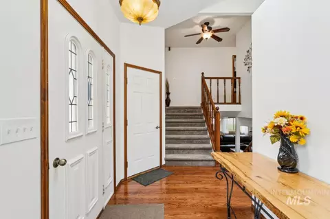 Entry Way - 710 Keogh Ln, Caldwell, ID 83607 photo 1 of 4