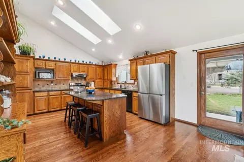 Kitchen - 710 Keogh Ln, Caldwell, ID 83607 photo 1 of 3