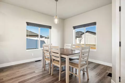 Dining - 704 Midnight Sun Loop, Twin Falls, ID 83301 photo 1 of 2