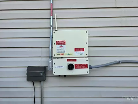 Exterior - 929 22nd Ave E, Jerome, ID 83338 photo 7 of 10