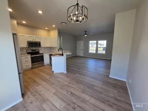 Other - 929 22nd Ave E, Jerome, ID 83338 photo 6 of 7