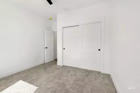 Bedroom - 821 23rd Ave E, Jerome, ID 83338 photo 4 of 6