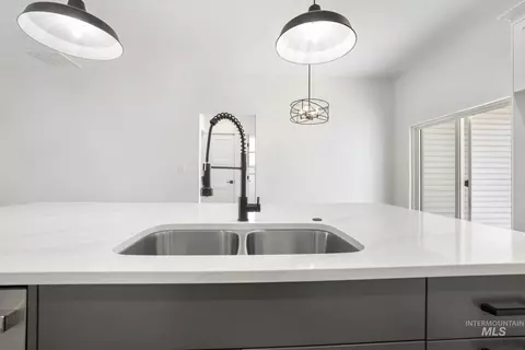 Kitchen - 821 23rd Ave E, Jerome, ID 83338 photo 2 of 3