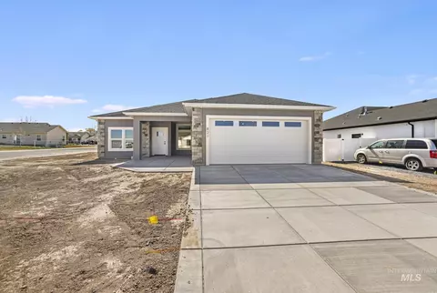 Exterior - 821 23rd Ave E, Jerome, ID 83338 photo 1 of 5