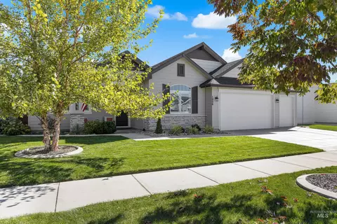 1956 N World Cup Way, Eagle, ID 83616