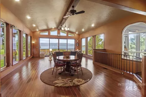 Dining - 131 Par Dr, Cascade, ID 83611 photo 1 of 3