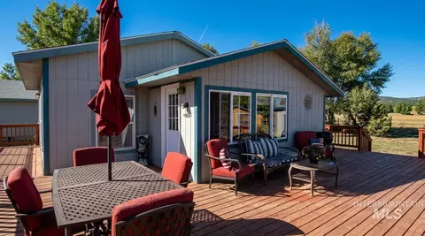 103 W 420 N, Shoshone, ID 83352