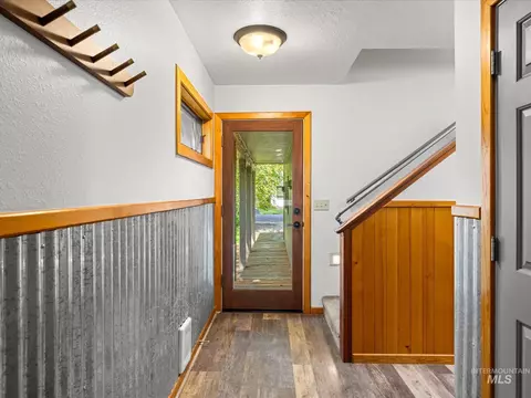 Entry Way - 1658 Timber Cir, Mccall, ID 83638 photo 1 of 3