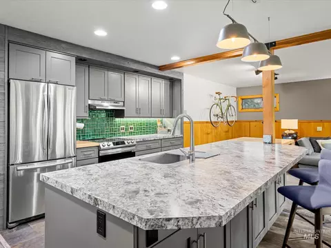 Kitchen - 1658 Timber Cir, Mccall, ID 83638 photo 4 of 8