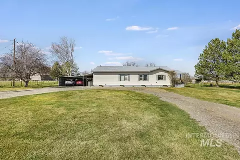 3985 N 2300 E, Filer, ID 83328