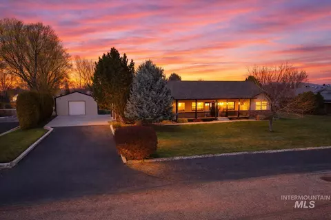 2082 NE 16th Ave, Payette, ID 83661