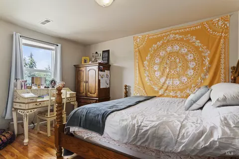 Bedroom - 1159 E Wright St, Boise, ID 83706 photo 3 of 4