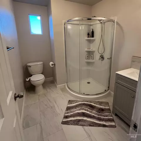 Bath - 1159 E Wright St, Boise, ID 83706 photo 6 of 6