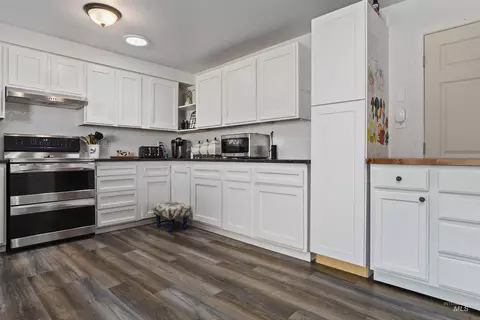 Kitchen - 1159 E Wright St, Boise, ID 83706 photo 2 of 3
