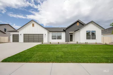 3884 W Piscina Dr, Meridian, ID 83642