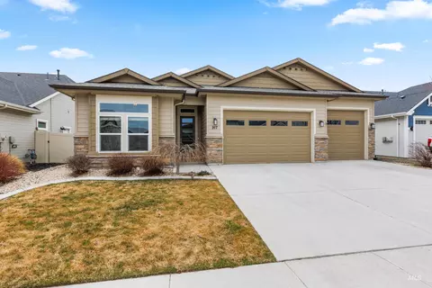 917 E Pascua Dr, Kuna, ID 83634