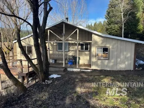820 Sweeney Hill Rd, Elk City, ID 83525