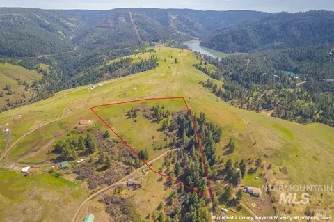 39430 Hide Away Ln, Lewiston, ID 83501