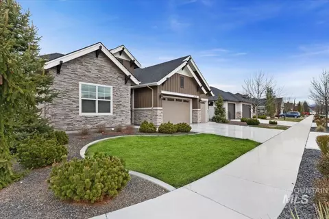 Exterior - 7478 W Corinthia St, Eagle, ID 83616 photo 4 of 7