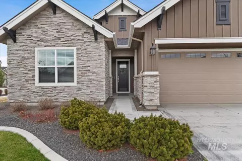 Exterior - 7478 W Corinthia St, Eagle, ID 83616 photo 2 of 7