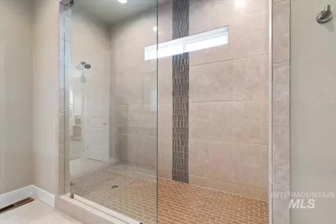 Bath - 7478 W Corinthia St, Eagle, ID 83616 photo 2 of 2