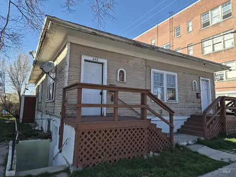 650 W 652 W Lander St, Pocatello, ID 83204