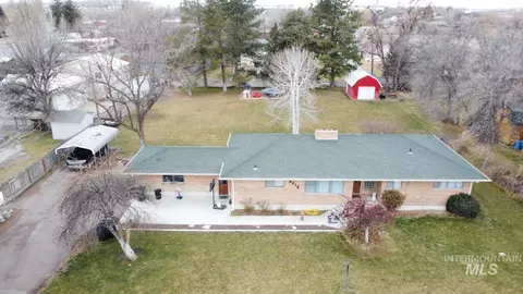 2616 Burton Ave, Burley, ID 83318