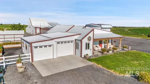 2530 E 4000 N, Filer, ID 83328