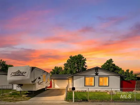 1405 N La Cresta Ave, Caldwell, ID 83605