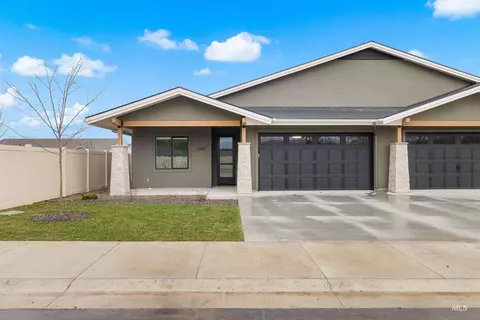 3071 N Lapis Ave, Meridian, ID 83646