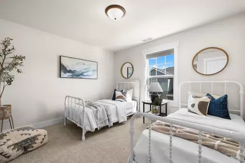 Bedroom - 1685 E Cutgrass Ln, Eagle, ID 83616 photo 7 of 9