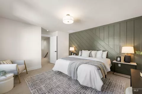 Bedroom - 1685 E Cutgrass Ln, Eagle, ID 83616 photo 1 of 9