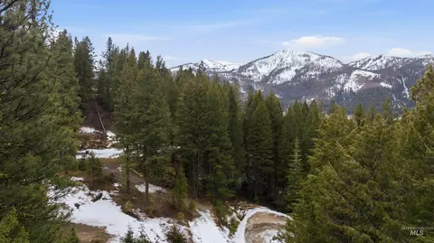 515 Collier Vw, Cascade, ID 83611 photo 9