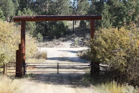 41 Vista Point Loop, Cascade, ID 83611