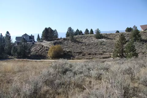 41 Vista Point Loop, Cascade, ID 83611 photo 2