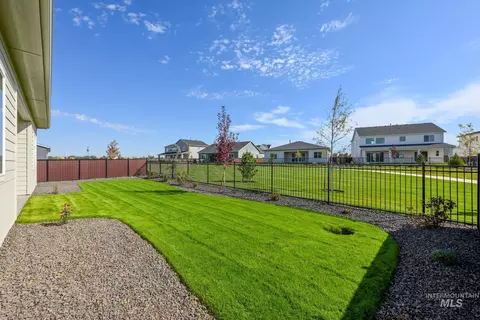 Exterior - 2606 N Morehouse Ave, Eagle, ID 83616 photo 6 of 6
