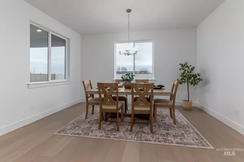 Dining - 2606 N Morehouse Ave, Eagle, ID 83616 photo 1 of 1