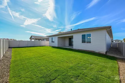 Exterior - 2606 N Morehouse Ave, Eagle, ID 83616 photo 2 of 6