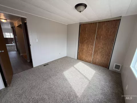 Bedroom - 2910 S 1300 E, Hagerman, ID 83332 photo 3 of 3