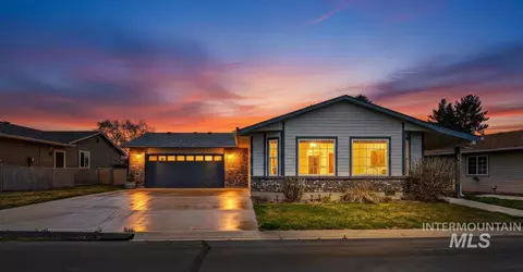 1100 Burnett Dr #337, Nampa, ID 83651