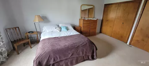 Bedroom - 426 Hwy 12 E, Pomeroy, WA 99347 photo 2 of 4