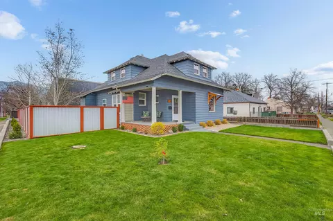 716 Chestnut St, Clarkston, WA 99403