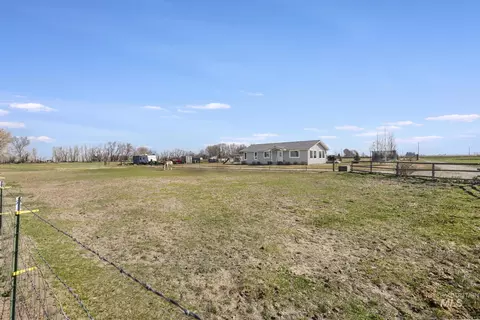 Exterior - 256 E 265 Ln N, Rupert, ID 83350 photo 5 of 5