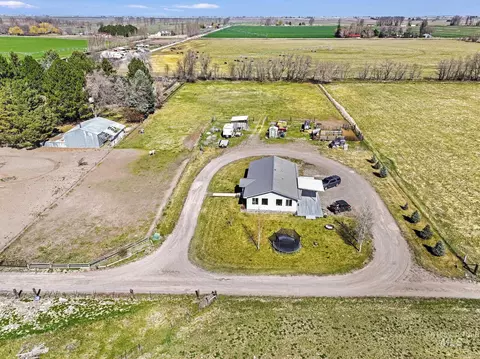 View/Area - 256 E 265 Ln N, Rupert, ID 83350 photo 2 of 13