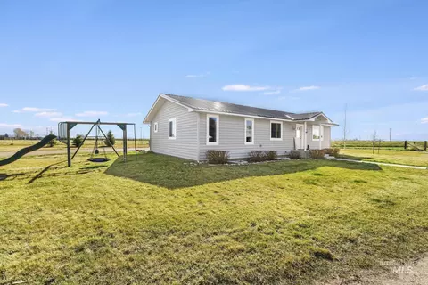 Exterior - 256 E 265 Ln N, Rupert, ID 83350 photo 2 of 5